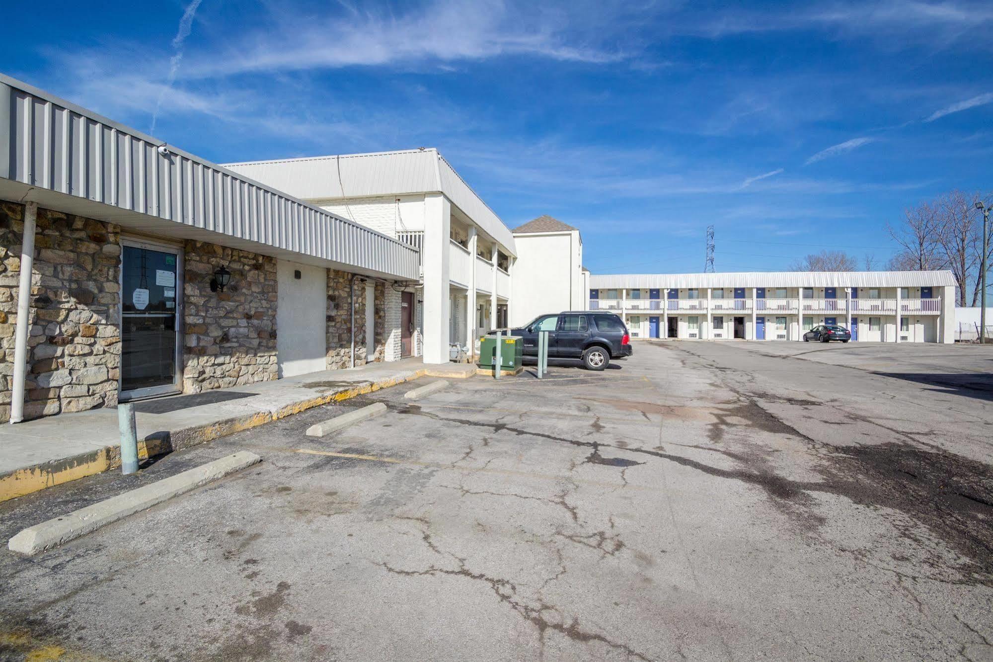 Hotel 465 By Regency Indianapolis Exterior foto