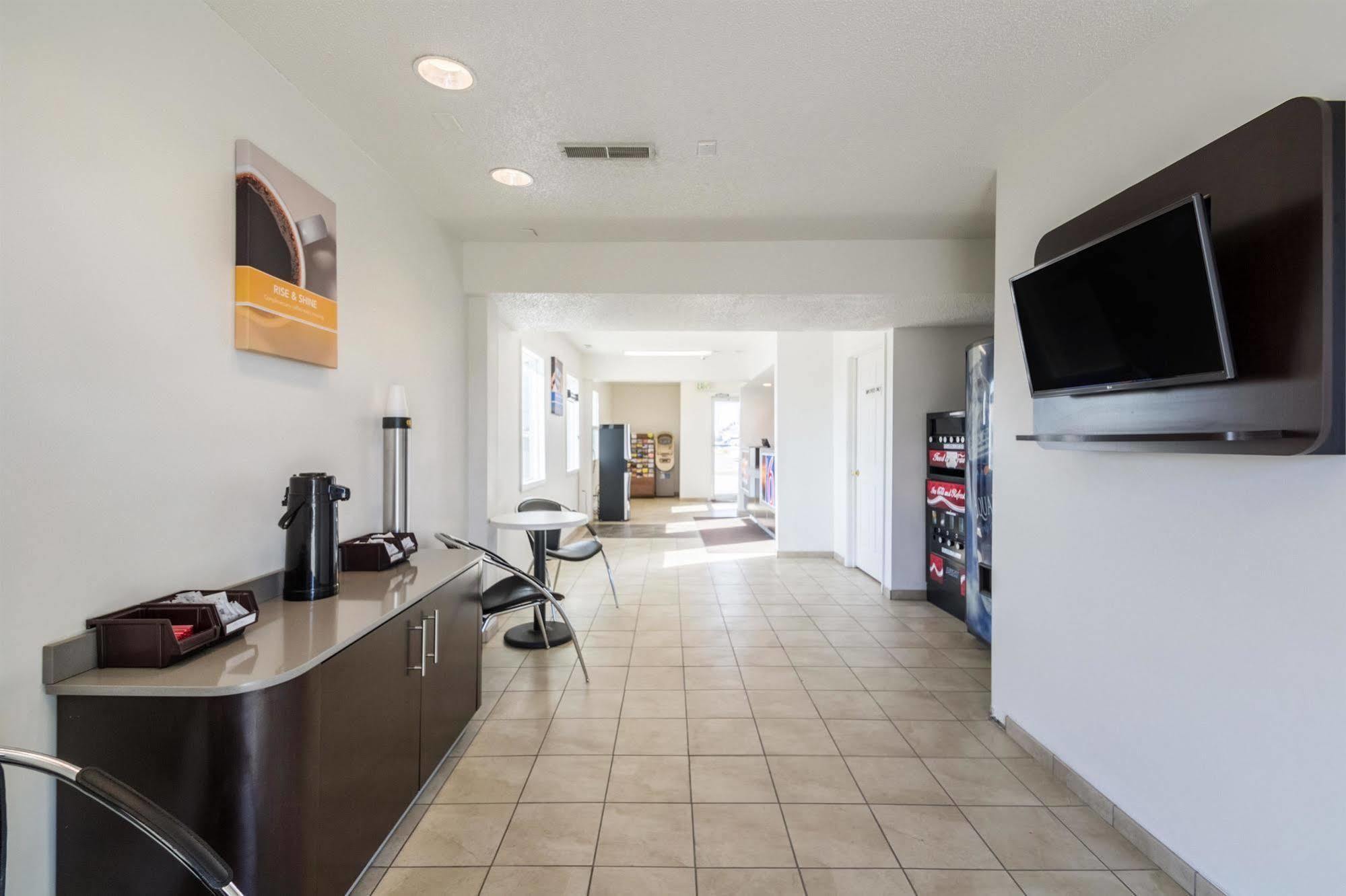 Hotel 465 By Regency Indianapolis Exterior foto